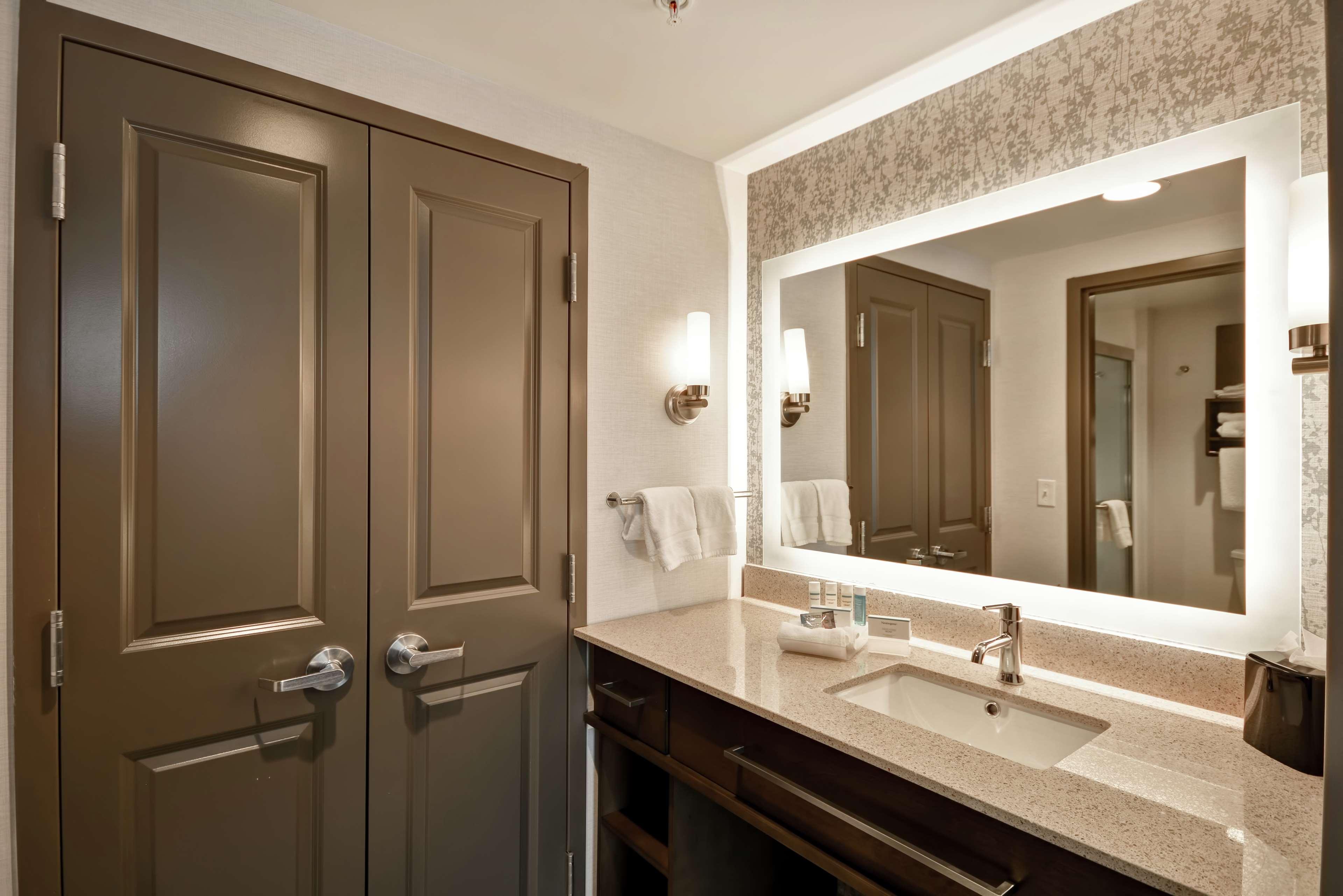 Homewood Suites By Hilton Warren Detroit Exteriör bild