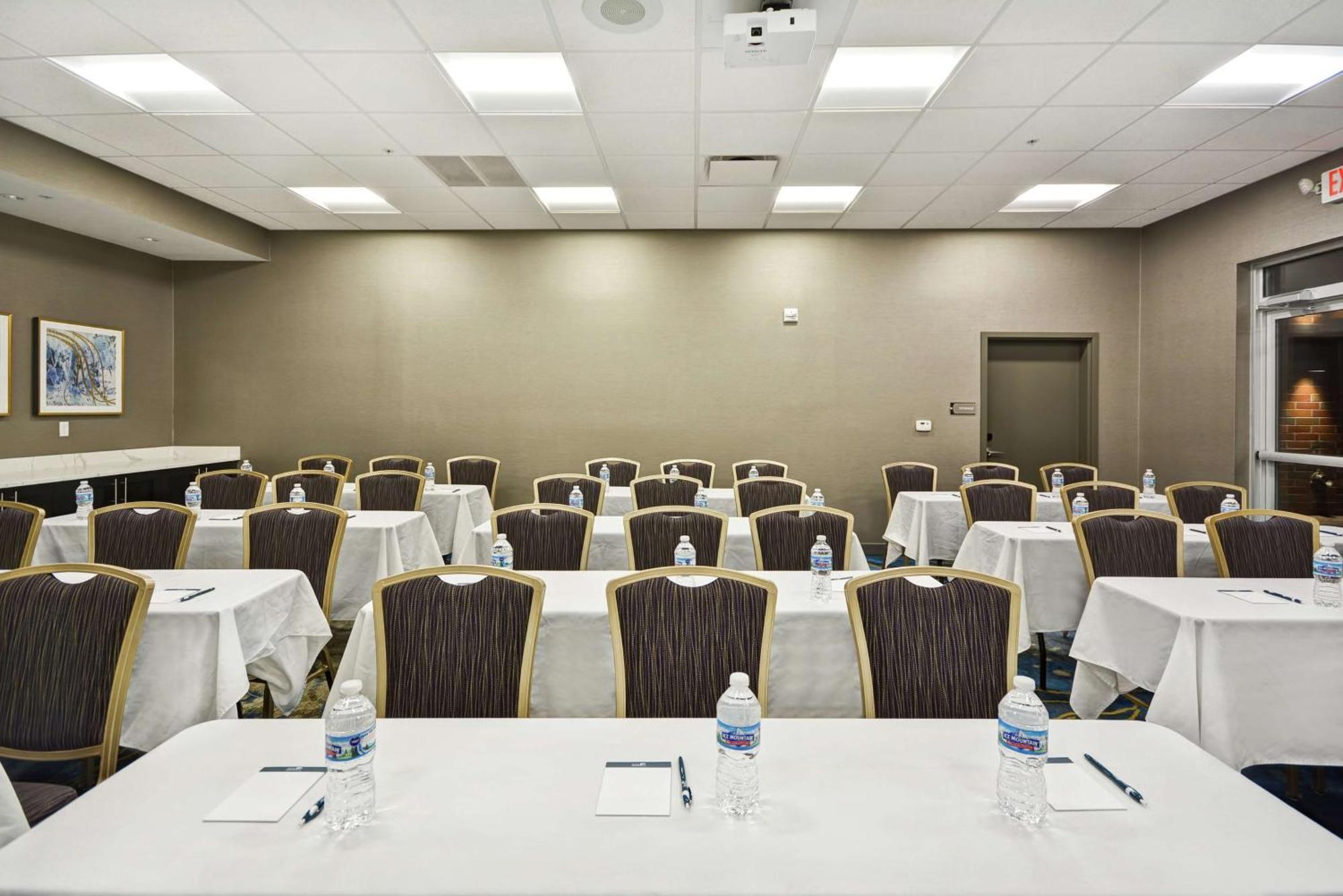 Homewood Suites By Hilton Warren Detroit Exteriör bild